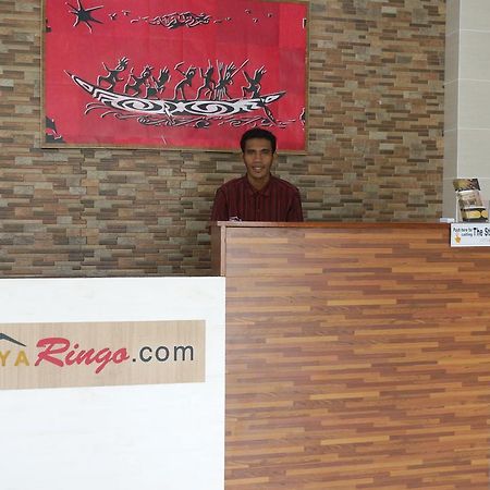 Griya Ringo Guest House Sorong Kültér fotó